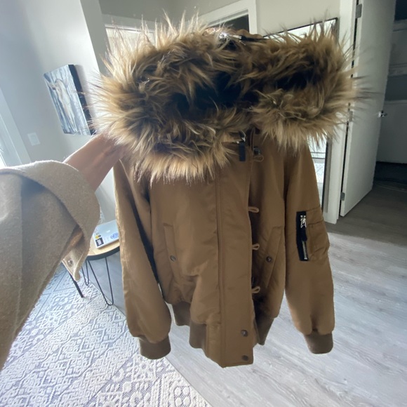 GAP Jacket - Picture 2 of 2